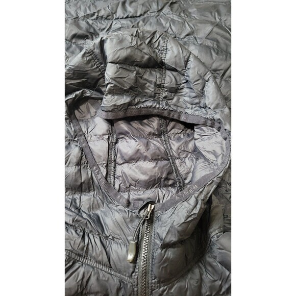 Columbia Hooded Jacket | Women’s Small | Black Lightweight Puffer - Picture 10 of 10